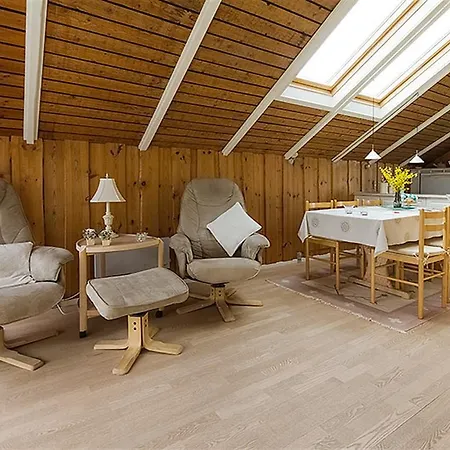 Дом отдыха Three-bedroom Holiday In *