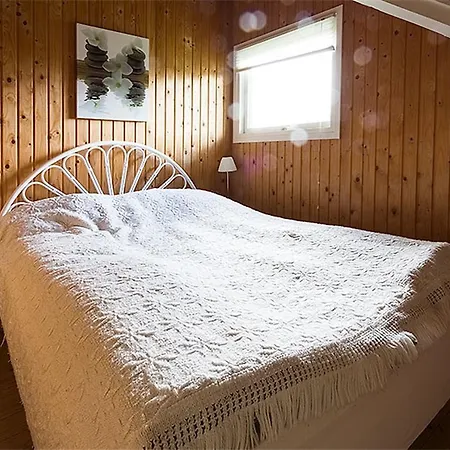 Three-bedroom Holiday In * Халс
