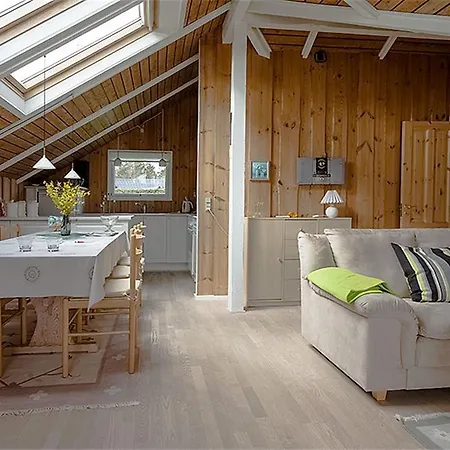 Дом отдыха Three-bedroom Holiday In *